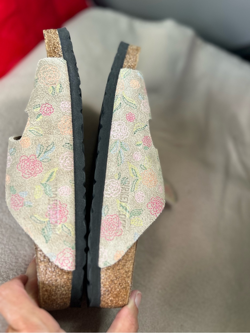 Birkenstock Arizona women’s Suede Sandals in gray with Floral design size 7(38) - Picture 4 of 7